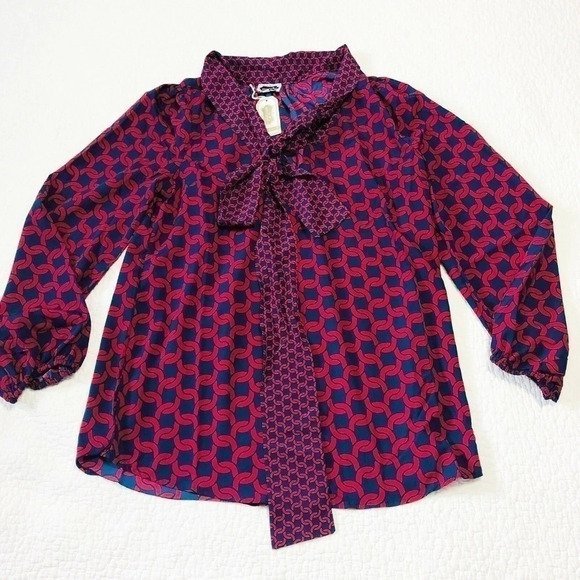 Mud Pie Size S Burgundy Printed Bow Tie Tunic Blouse NEW! - Picture 2 of 5
